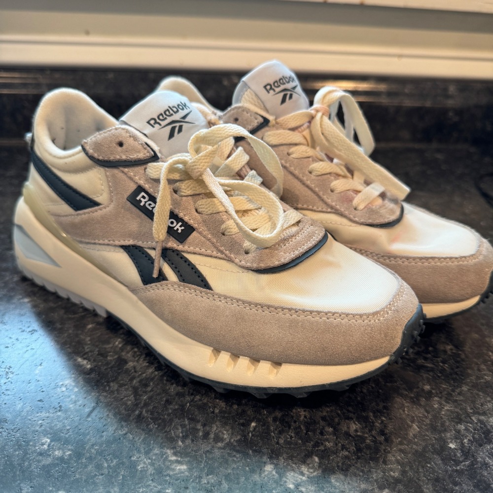 Reebok Classic Legacy AZ Alabaster Chalk Suede Sneakers GZ0741 Womens 7